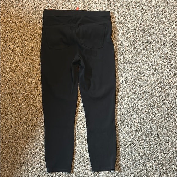 SPANX Black Women's Jeans, jegging - Picture 3 of 3